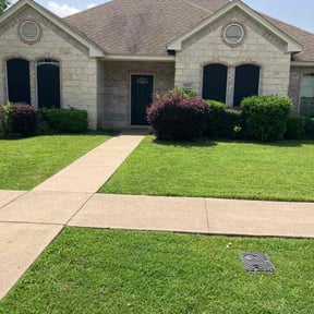 yard care by Landscaping reviewed on August 15, 2025