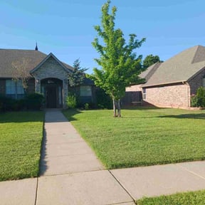 yard service by Lawn Services by Keith reviewed on August 19, 2025