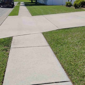 residential landscaping by Mow-2-Snow Yard Service reviewed on August 20, 2025