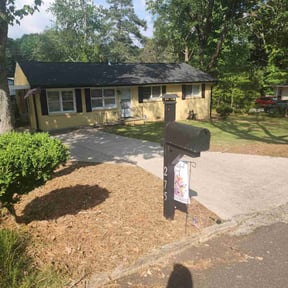 yard care by R&amp;M Mow and Go reviewed on August 19, 2025