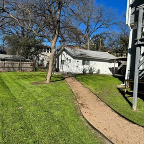 lawn care by Bean Sprout Lawn Service LLC reviewed on March 29, 2024