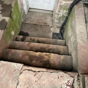 Leaf Removal by Medina's maintenance reviewed on November 27, 2025