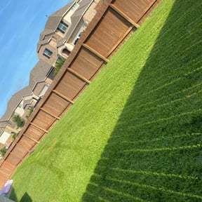 residential landscaping by Over the rainbow lawn care reviewed on August 19, 2025