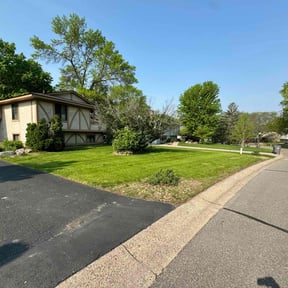 landscaping services by Nero’s Removal Co reviewed on November 28, 2025