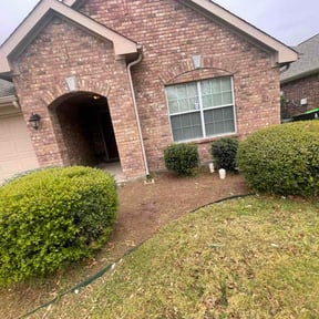 Bush Trimming by Trusty's Lawn Care reviewed on April 3, 2026