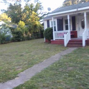 Bush Trimming by KH Lawn Care reviewed on May 10, 2026
