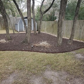 Leaf Removal by Robert Dukes Kut Pro Lawn Maintenance reviewed on September 14, 2025
