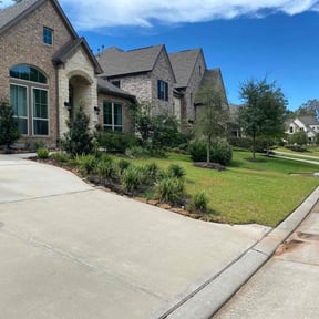 yard care by Crafted care lawn service reviewed on August 21, 2025
