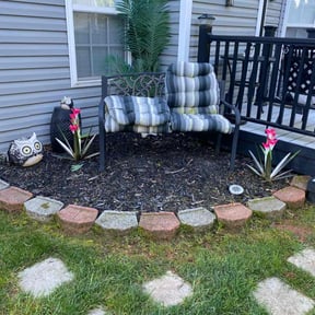 Mulching by B & L landscaping LLc. reviewed on August 19, 2025
