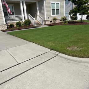 yard service by Stephen's Lawncare reviewed on August 18, 2025