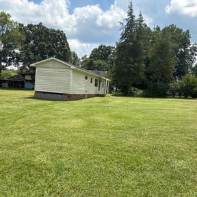 yard service by Kick'n it with the Barnetts Landscaping reviewed on August 17, 2025