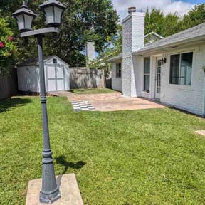 landscape maintenance by J&J Landscaping Detroit reviewed on August 21, 2025