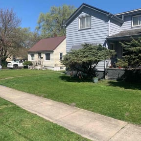yard care by Torres Lawn Care reviewed on August 21, 2025