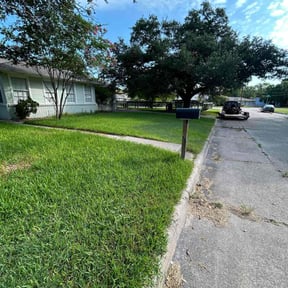 landscape maintenance by Superior lawn maintenance reviewed on August 19, 2025