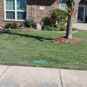 yard maintenance by Jerry’s Lawn Care reviewed on November 24, 2025