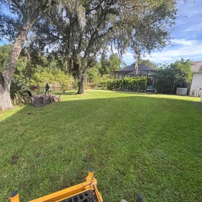 landscape maintenance by Sunbreeze Lawn Care LLC reviewed on June 9, 2025