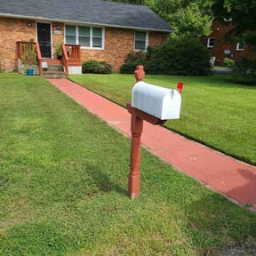 gardening service by Kearney Lawn Care Services LLC reviewed on November 24, 2025