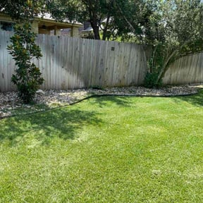 Flower Bed Weeding by A1 lawns reviewed on August 16, 2025