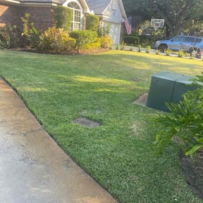 gardening service by Pure electric Landscaping reviewed on November 23, 2025