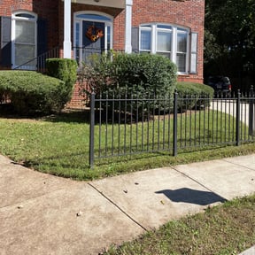 Leaf Removal by JC's Lawn Care Service reviewed on September 20, 2025