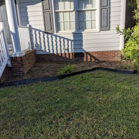Flower Bed Weeding by LCG Groundskeeping, LLC reviewed on August 20, 2025