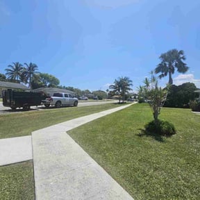 yard service by Grow Mowing Services reviewed on August 16, 2025