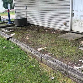 Flower Bed Weeding by Torres Lawn Care reviewed on June 12, 2026