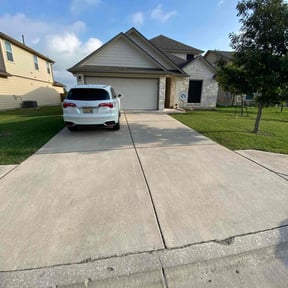 gardening service by Isabell lawn services reviewed on August 16, 2025