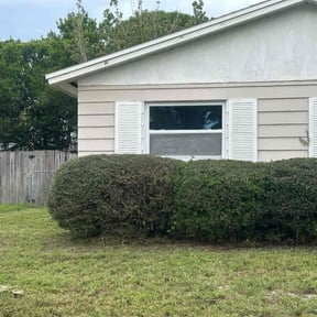 Bush Trimming by Get it done lawn care reviewed on November 22, 2025