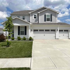 yard care by Go Green Electric Lawncare reviewed on August 16, 2025