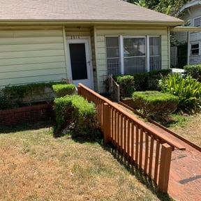 Bush Trimming by Nick's Lawn Care reviewed on August 20, 2025