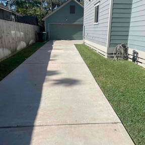 yard service by After Care Express SVC reviewed on August 19, 2025