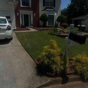 residential landscaping by Gardner 3 Tools reviewed on August 16, 2025