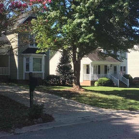 grass cutting by L&M landscaping reviewed on November 14, 2023
