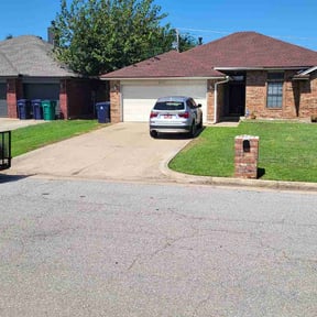 yard care by Mosey & Son Home and Lawn Care reviewed on August 16, 2025