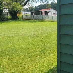 lawn service by F&M LAWNCARE reviewed on May 5, 2024