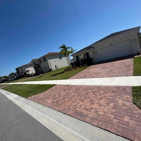 grass maintenance by Maple Leaf Landscaping LLC reviewed on April 19, 2024