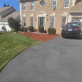 Mulching by Kelly Hauling and Snow Removal LLC reviewed on August 16, 2025