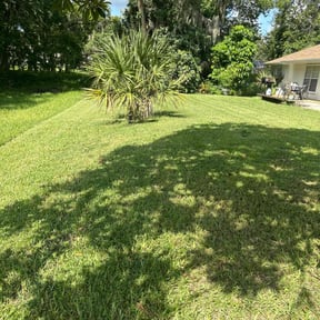 yard maintenance by Kennedy&#039;s Kuts reviewed on November 22, 2025