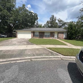 turf maintenance by Drayton Boys Lawn Service reviewed on August 20, 2025