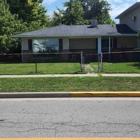 residential landscaping by Heiny Lawn reviewed on August 16, 2025