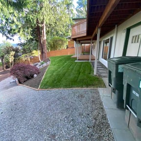 gardening service by K&amp;M service&#039;s reviewed on November 25, 2025