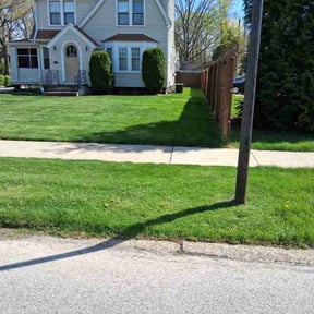 lawn maintenance by Jay Jay & W Landscaping, LLC reviewed on July 17, 2025