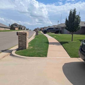 landscaping services by Freddie MACK reviewed on August 21, 2025