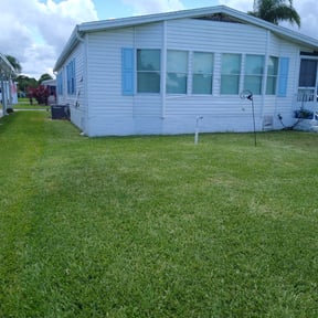 gardening service by Cobbs Construction, LLC reviewed on December 4, 2025