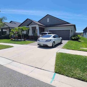 Flower Bed Weeding by DaliaRosa reviewed on August 2, 2025