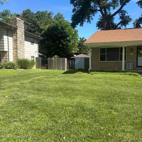 landscaping services by M&J LAWNSERVICE reviewed on August 20, 2025