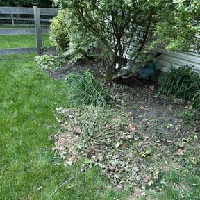 Flower Bed Weeding by G&amp;M landscaping services,LLC reviewed on September 15, 2026