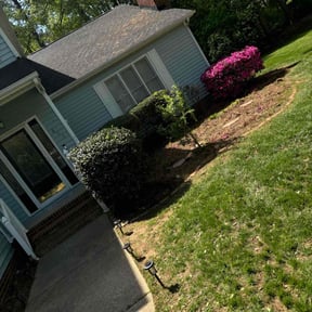 Bush Trimming by GrassFX Lawn Care reviewed on August 21, 2025