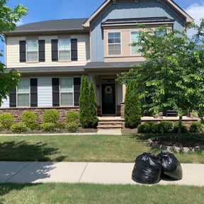 Bush Trimming by Spradlin lawncare reviewed on August 15, 2025
